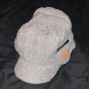 Screamer beanie w/brim